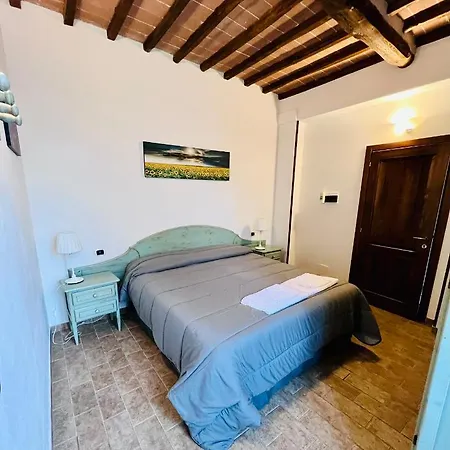 Podere La Miniera Relax & Food سيينا